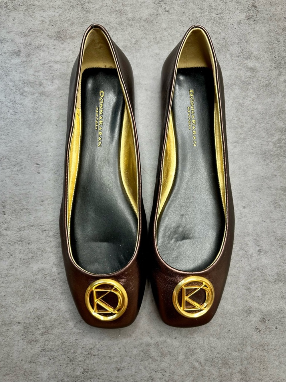 Donna Karan New York Kylee Ballet Flats Size 10